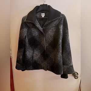 Chicos Women's Black and Gray Jacket